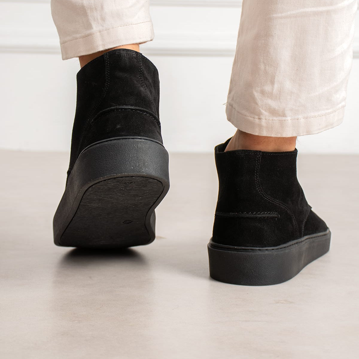 Chukka Boot Suede Black Milano
