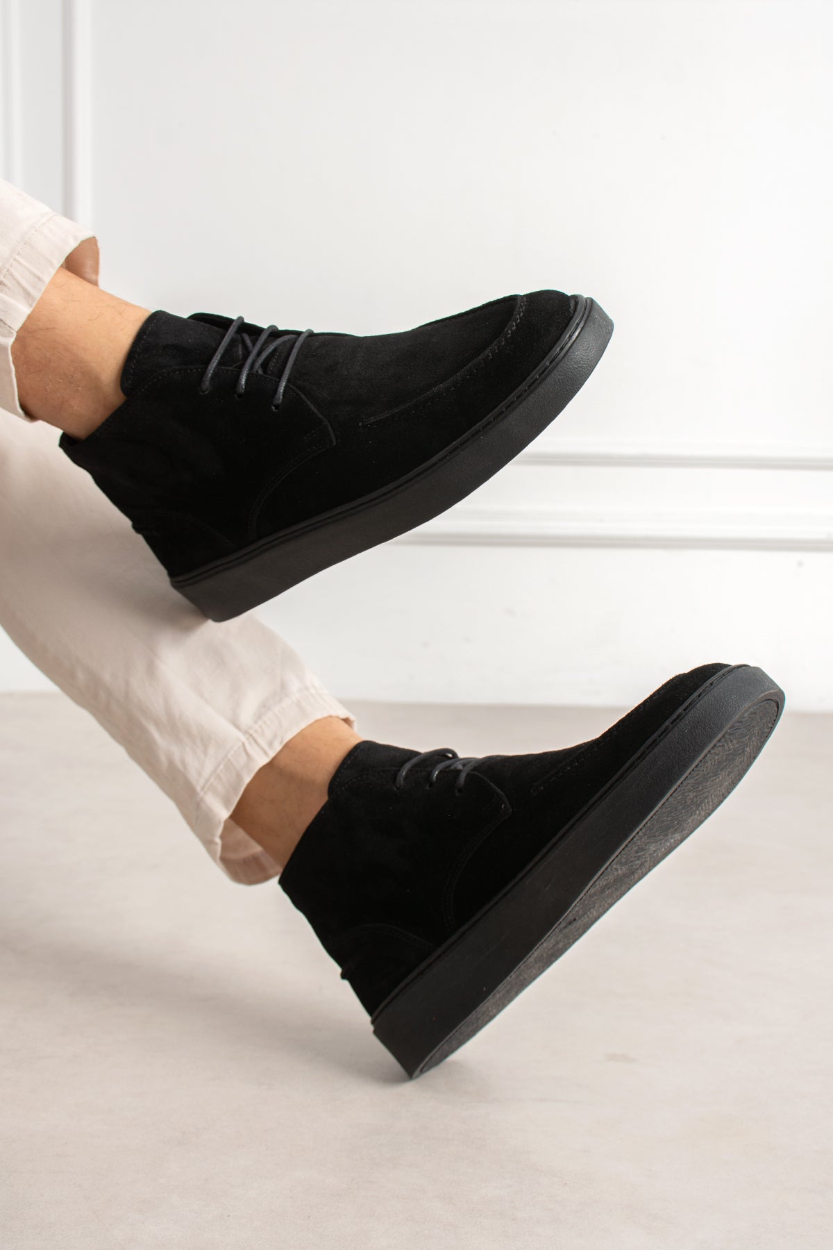 Chukka Boot Suede Black Milano