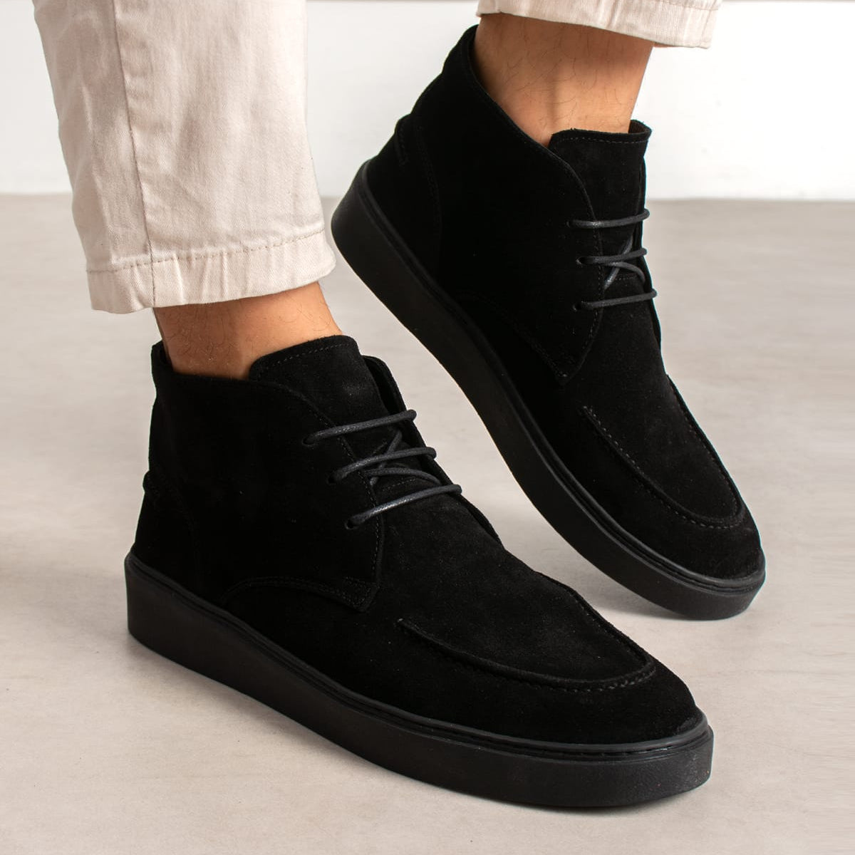 Chukka Boot Suede Black Milano
