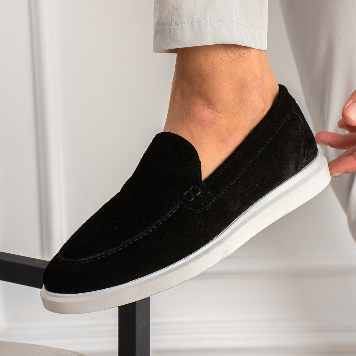 Loafer Premium Suede Black