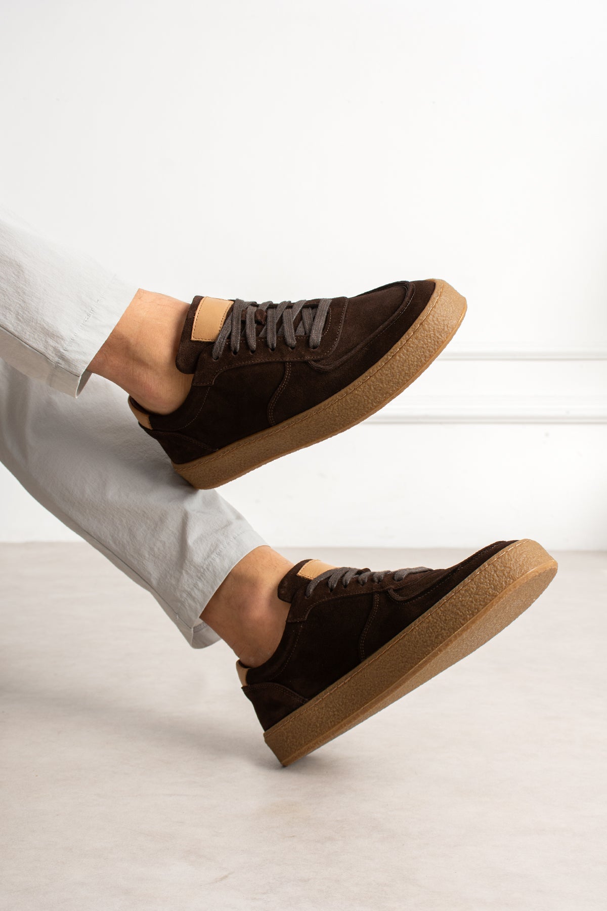 Sneaker Como Suede Coffee Brown