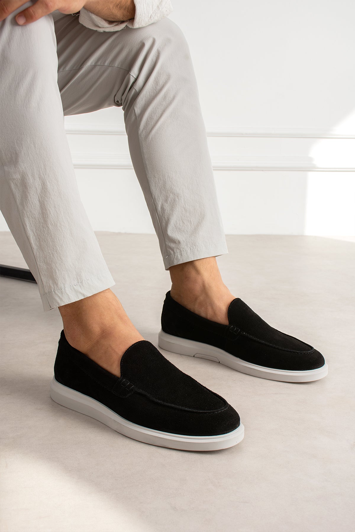 Loafer Premium Suede Black