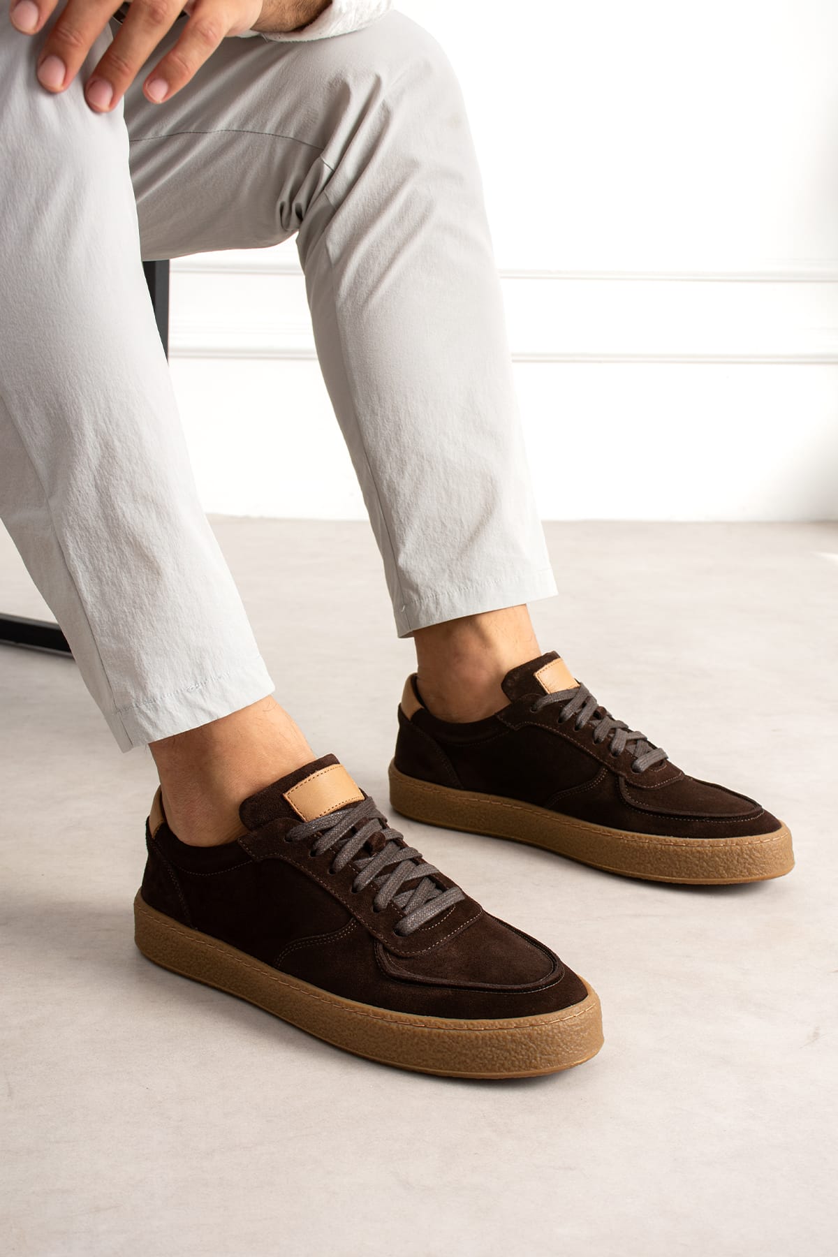 Sneaker Como Suede Coffee Brown