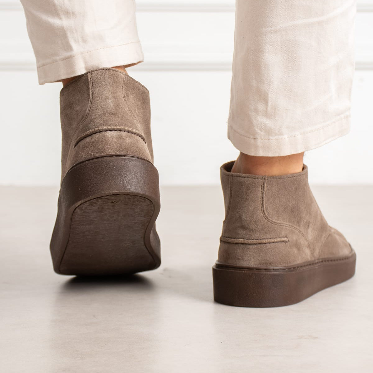 Chukka Boot Suede Taupe Milano