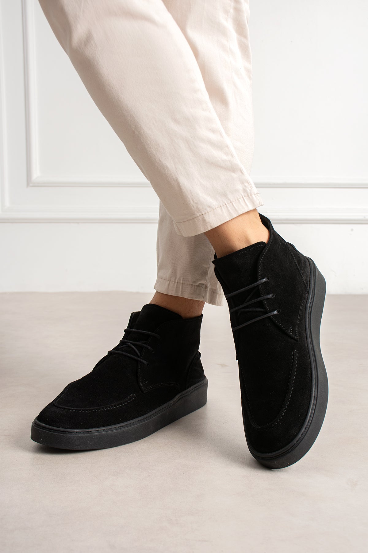 Chukka Boot Suede Black Milano