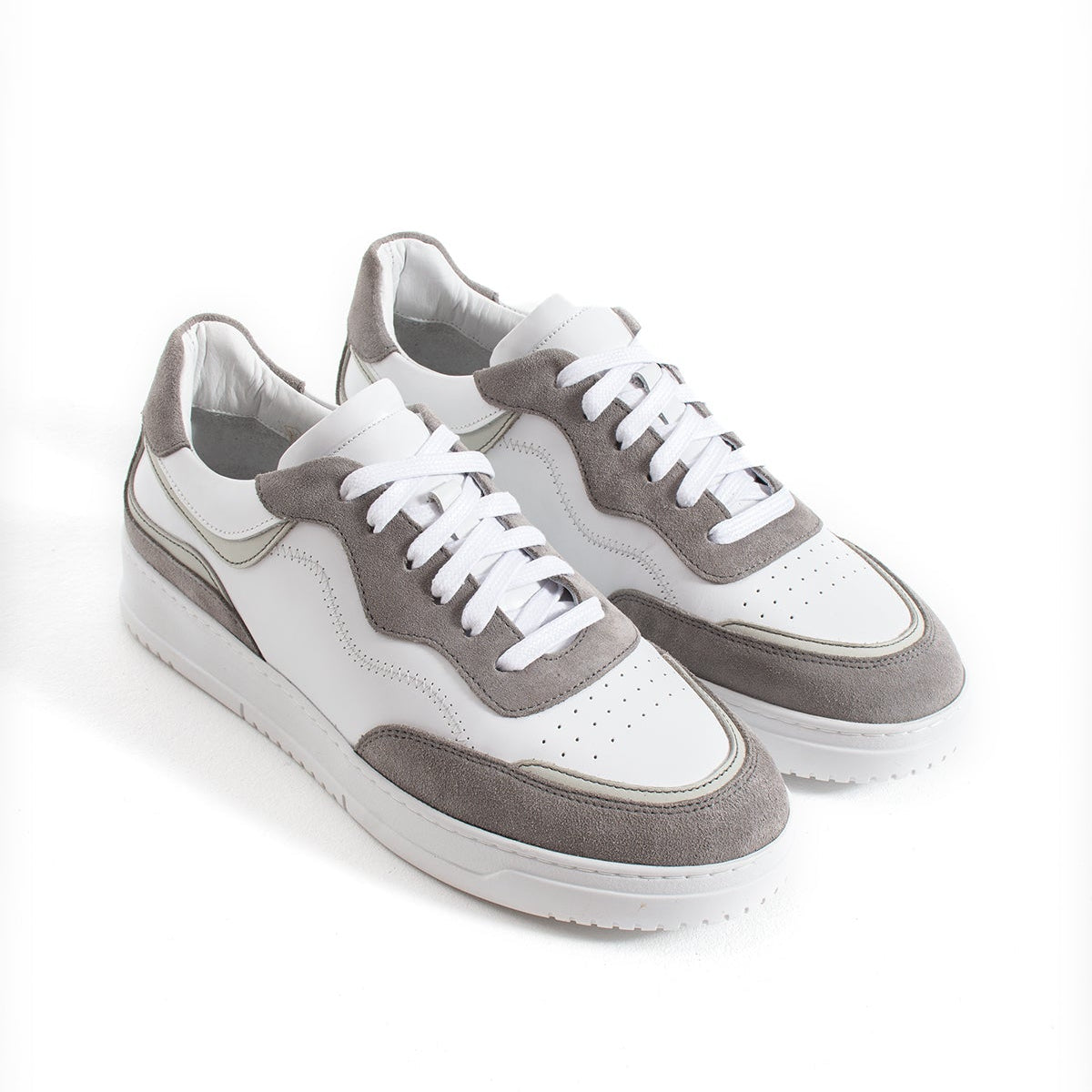 Sneaker Retro Court Leather Cloud Drift