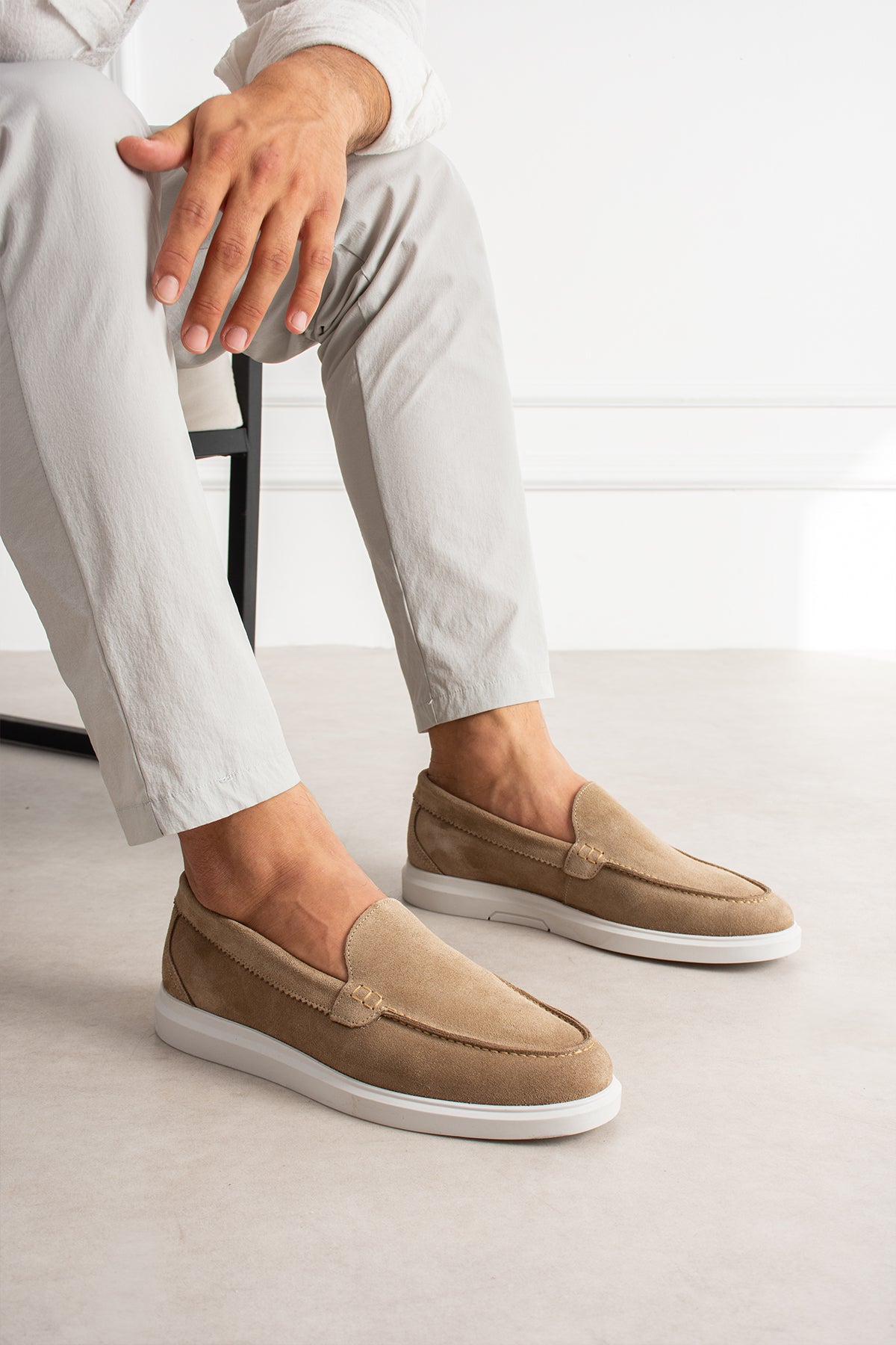 Loafer Premium Suede Beige