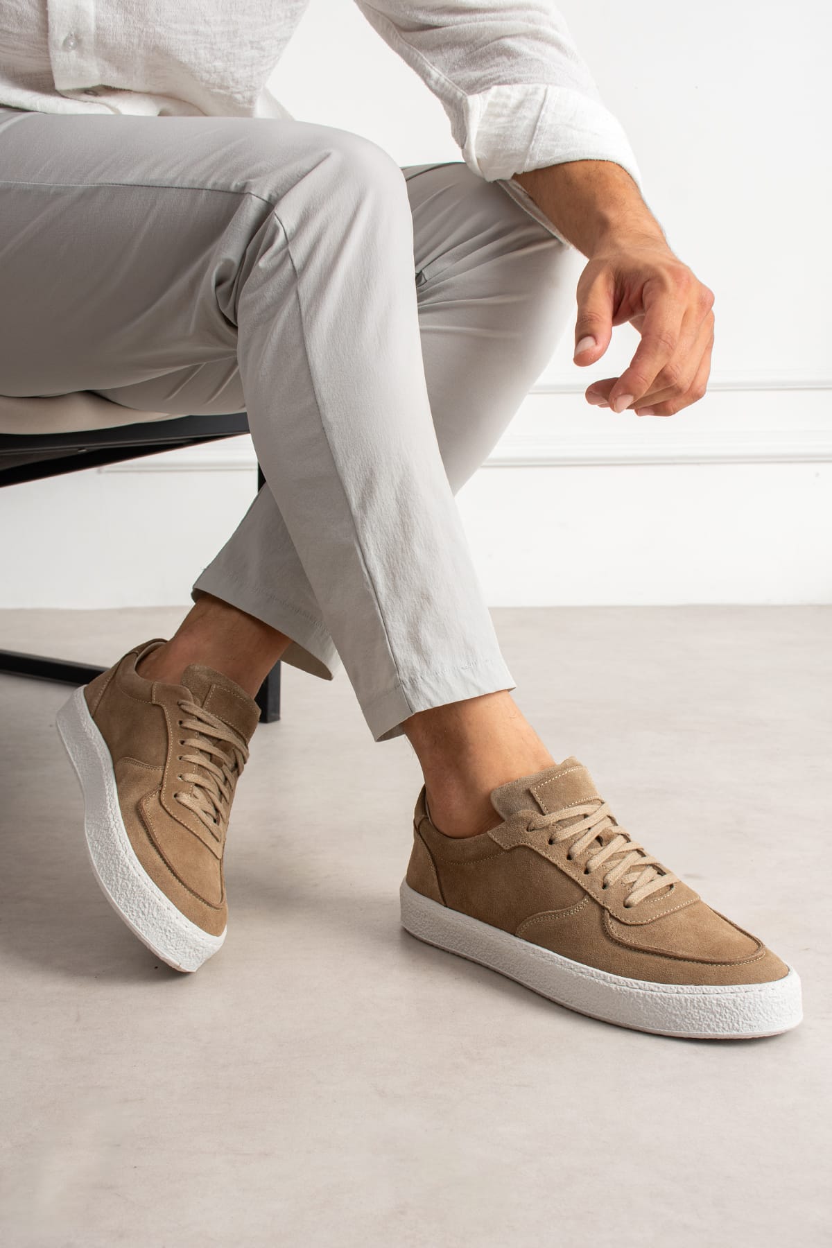 Sneaker Como Suede Beige