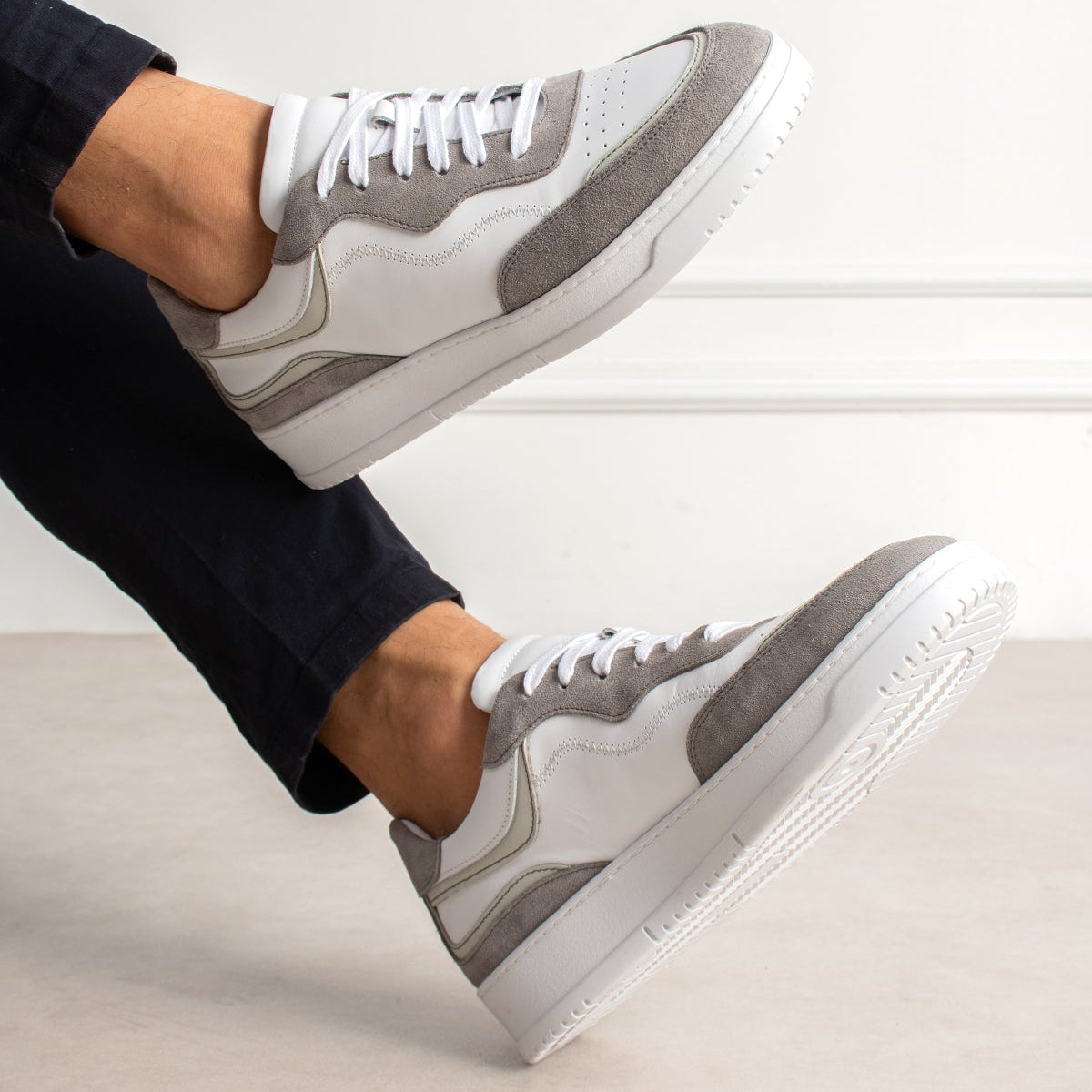 Sneaker Retro Court Leather Cloud Drift