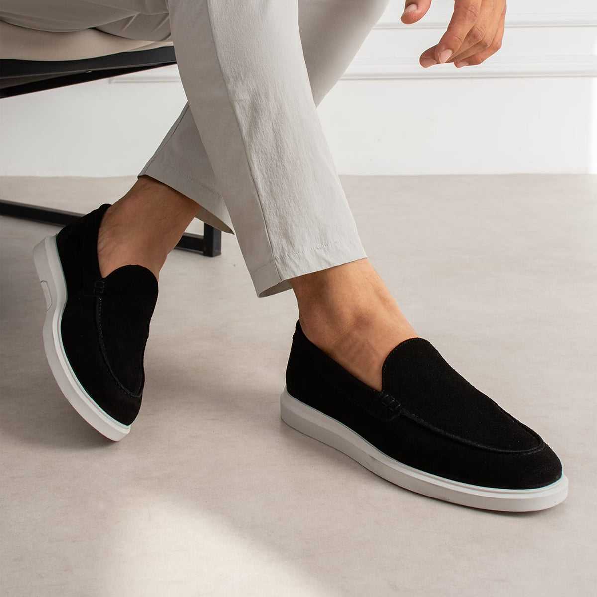 Loafer Premium Suede Black
