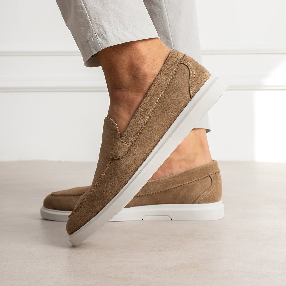 Loafer Premium Suede Beige