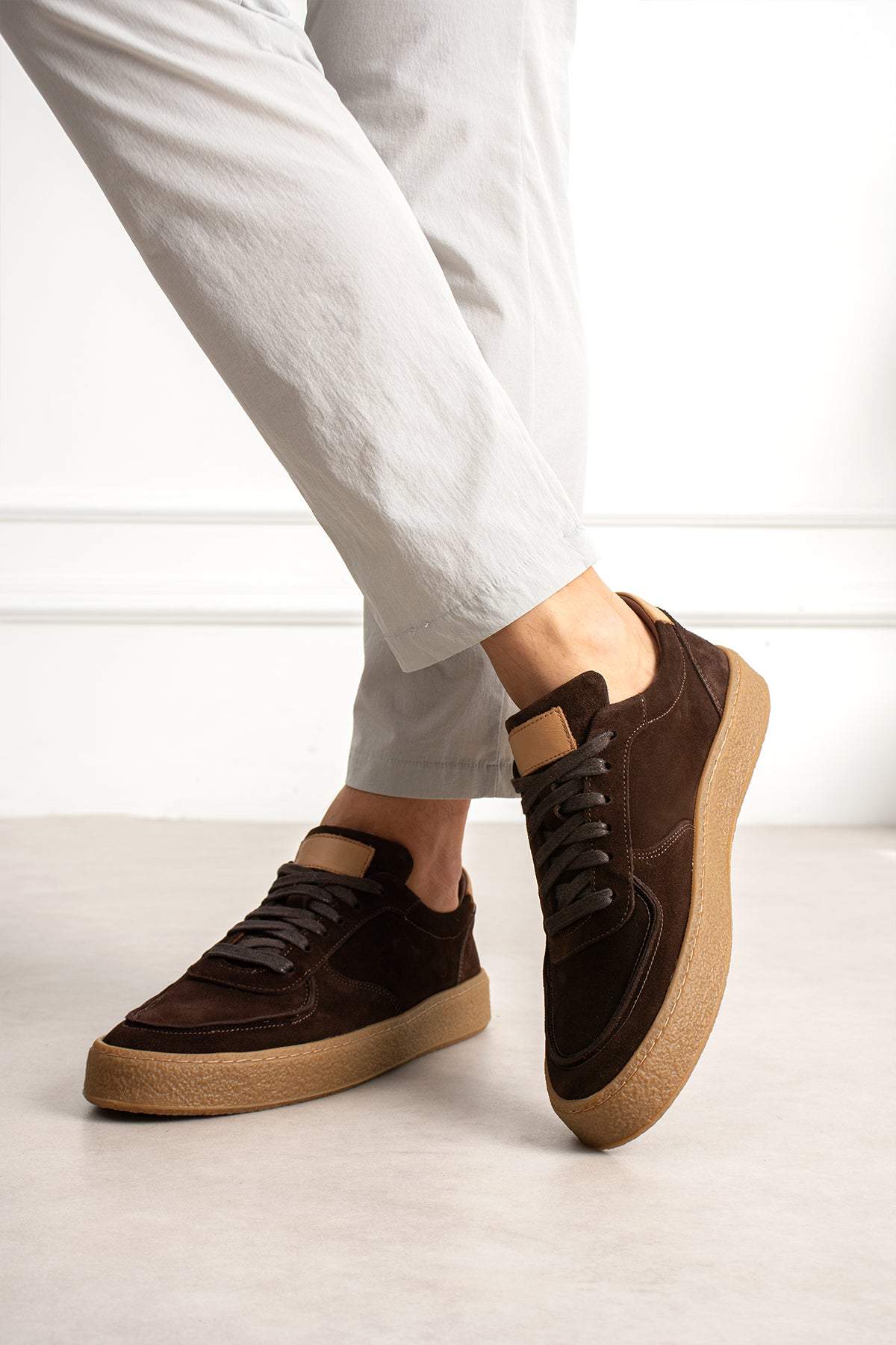 Sneaker Como Suede Coffee Brown