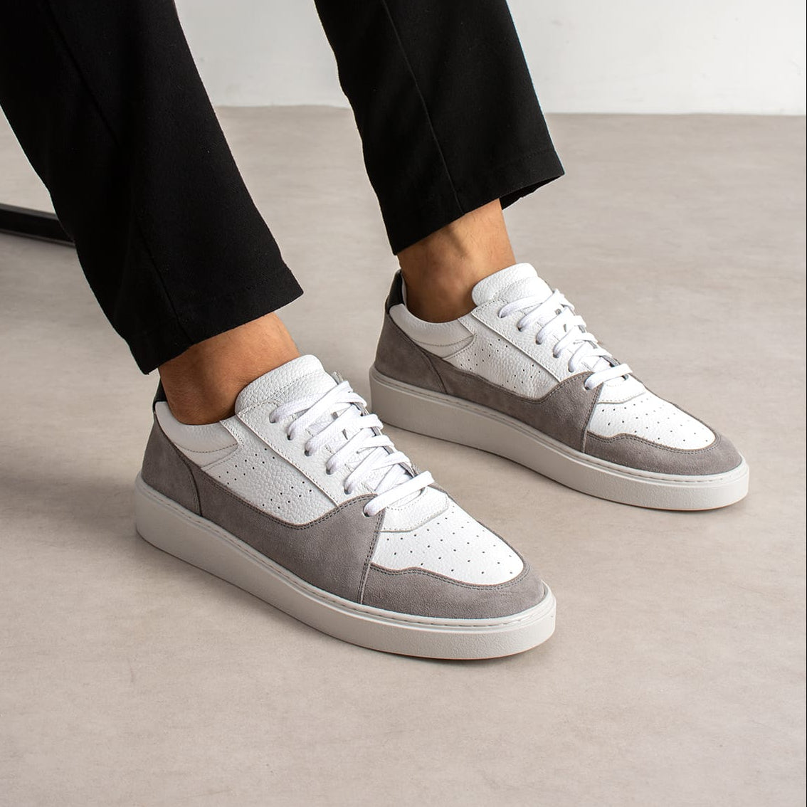 Sneaker Dual Tone Street Leather White/Suede Grey