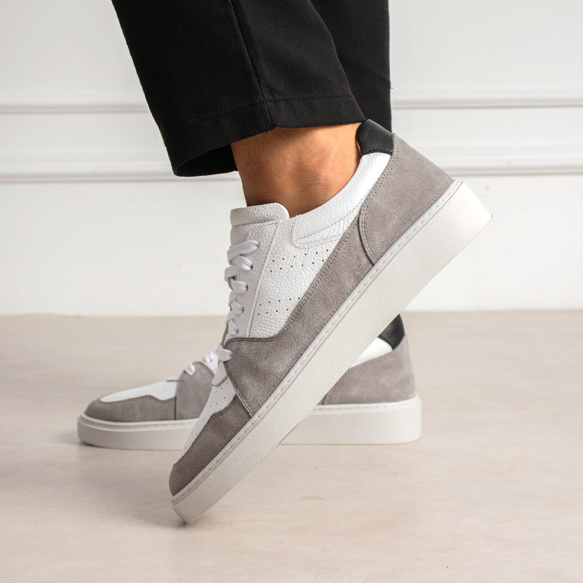Sneaker Dual Tone Street Leather White/Suede Grey