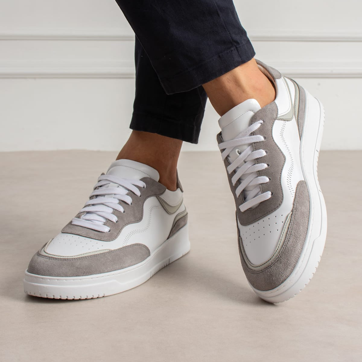 Sneaker Retro Court Leather Cloud Drift