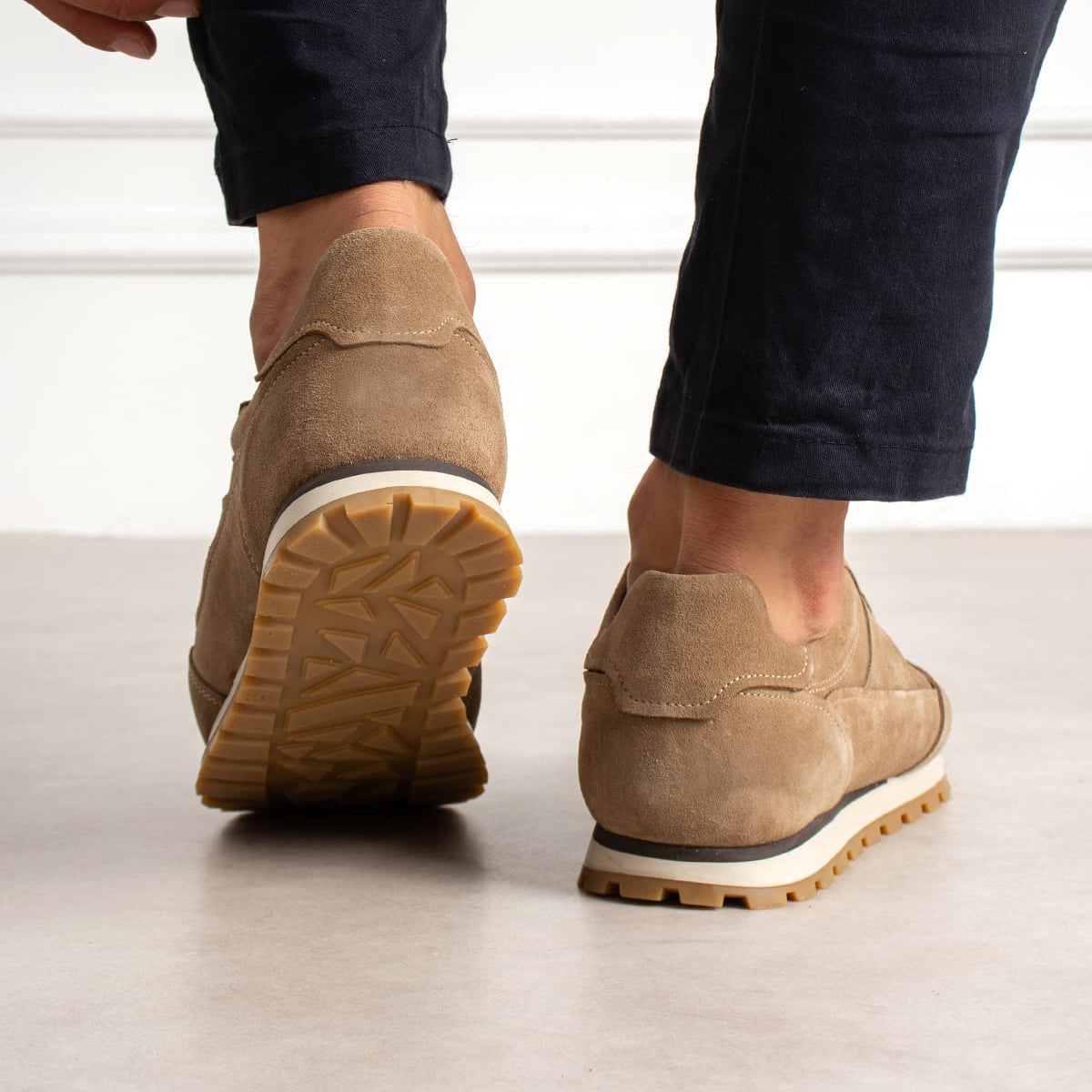 Sneaker Casual Runner Suede Beige