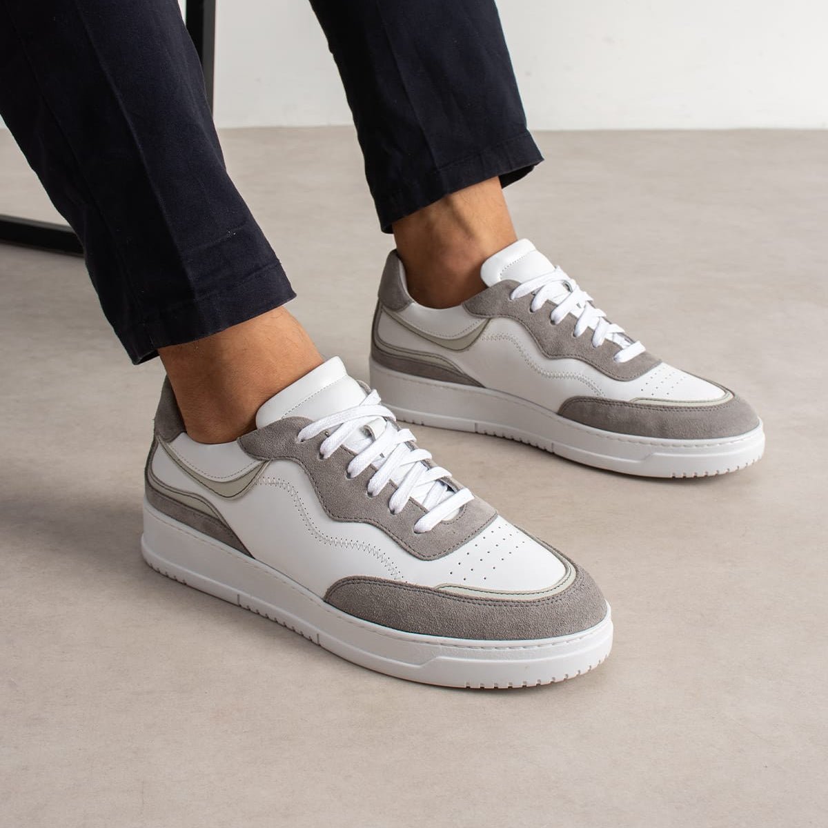 Sneaker Retro Court Leather Cloud Drift