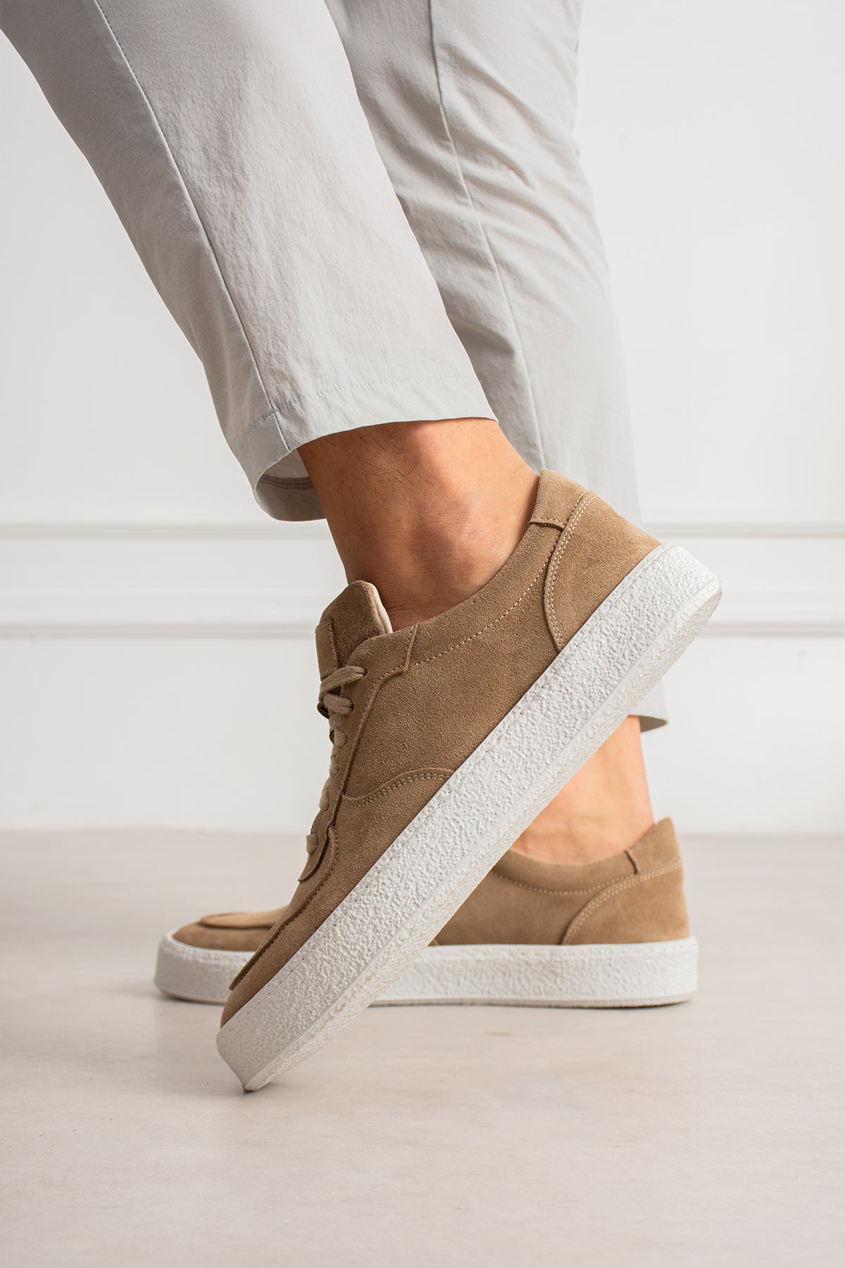 Sneaker Como Suede Beige